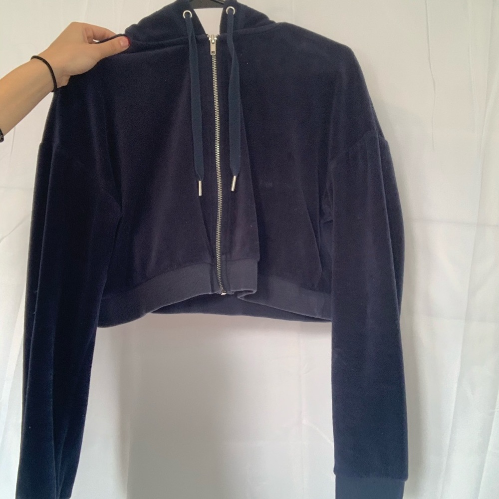 Women’s Velvet Cropped Jacket